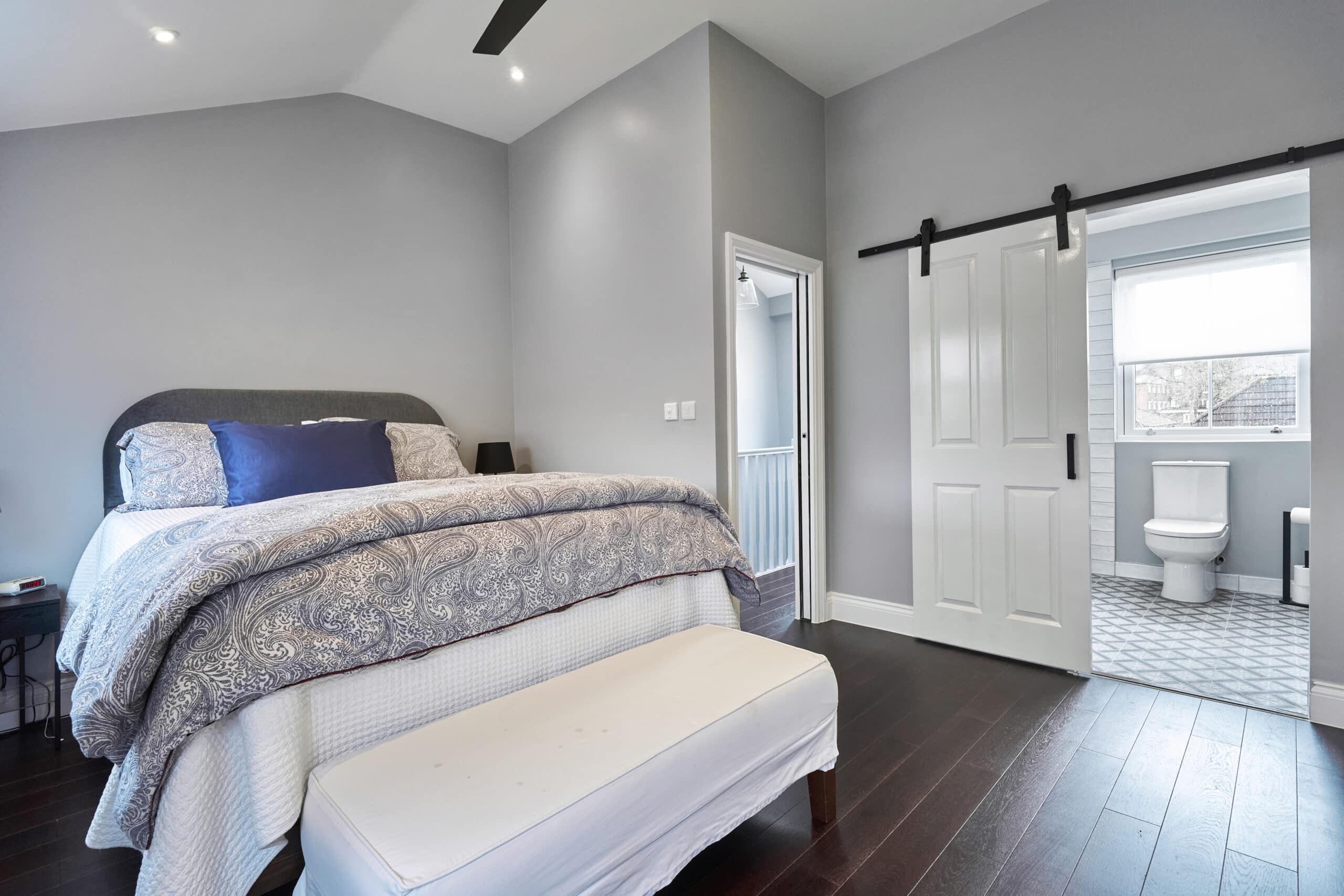 loft conversion master bedroom and ensuite